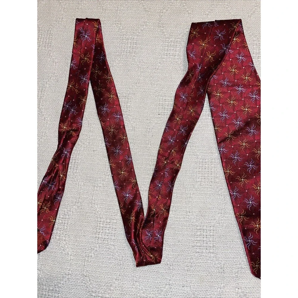 Robert Talbott Men’s Dress Tie Size 59” Red Geometric Silk Business Formal City